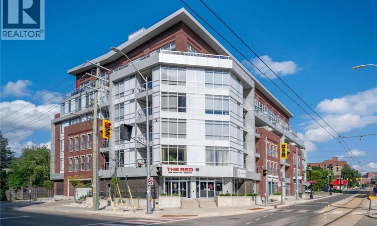 209-188 King Street S