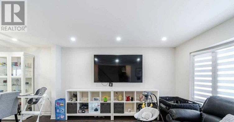 39 Greenwood Crescent, Brampton, ON, L6S 1T2 - 4