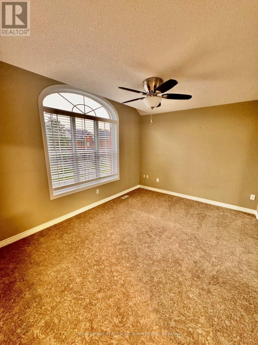 2401 Ennerdale Road, Oakville, ON, L6H 6N5 - 18