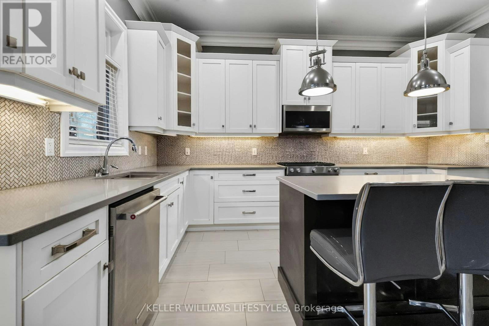 158 Acton Street, Strathroy, ON, N7G 0C7 - 15