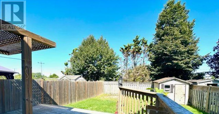 4 Golding Place, St. Thomas, ON, N5R 6B6 - 21