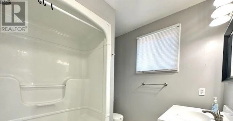 4 Golding Place, St. Thomas, ON, N5R 6B6 - 11