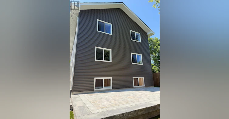 1 (MAIN-165 Barrie Road, Orillia, ON, L3V 2P6 - 3