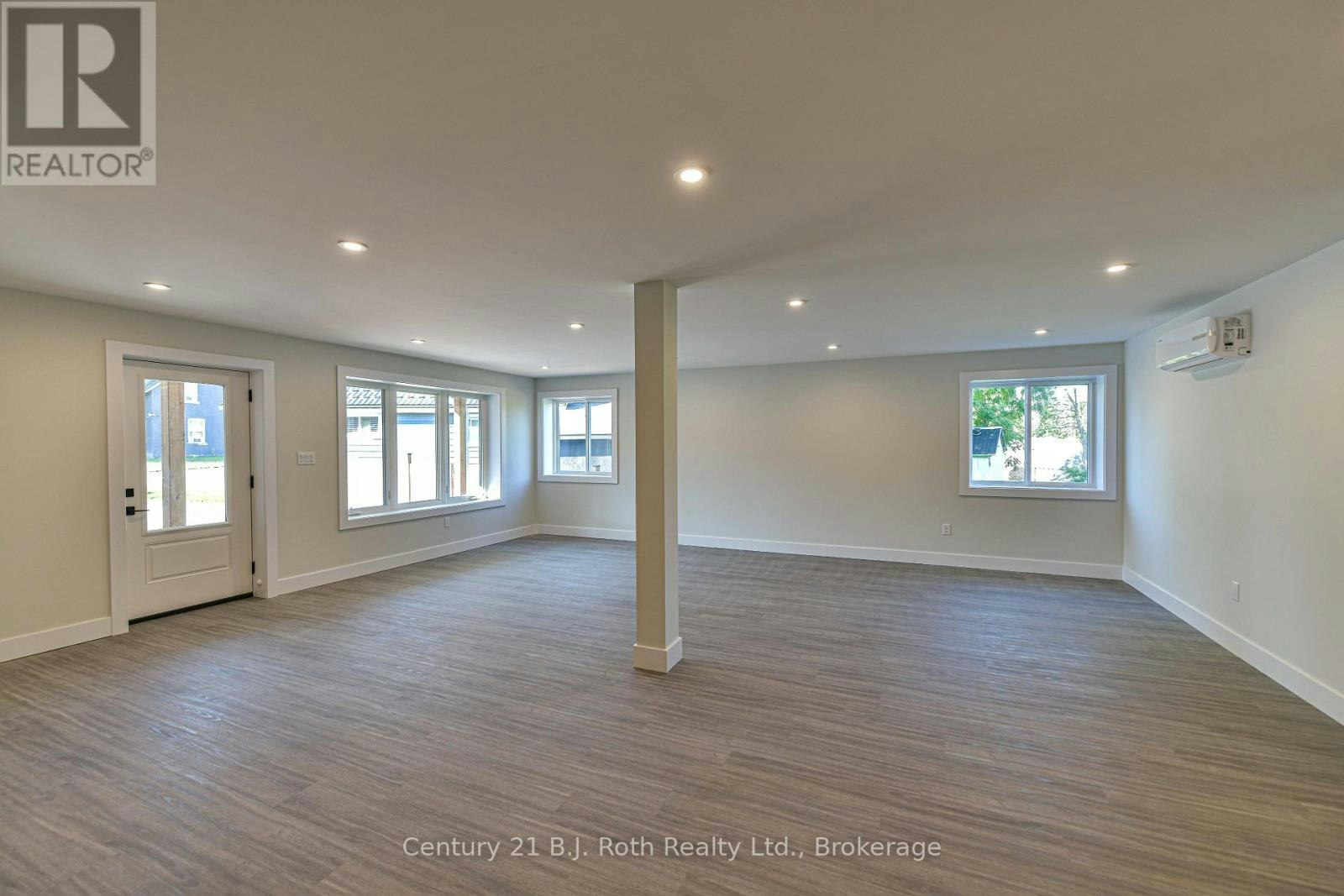1 (MAIN-165 Barrie Road, Orillia, ON, L3V 2P6 - 11