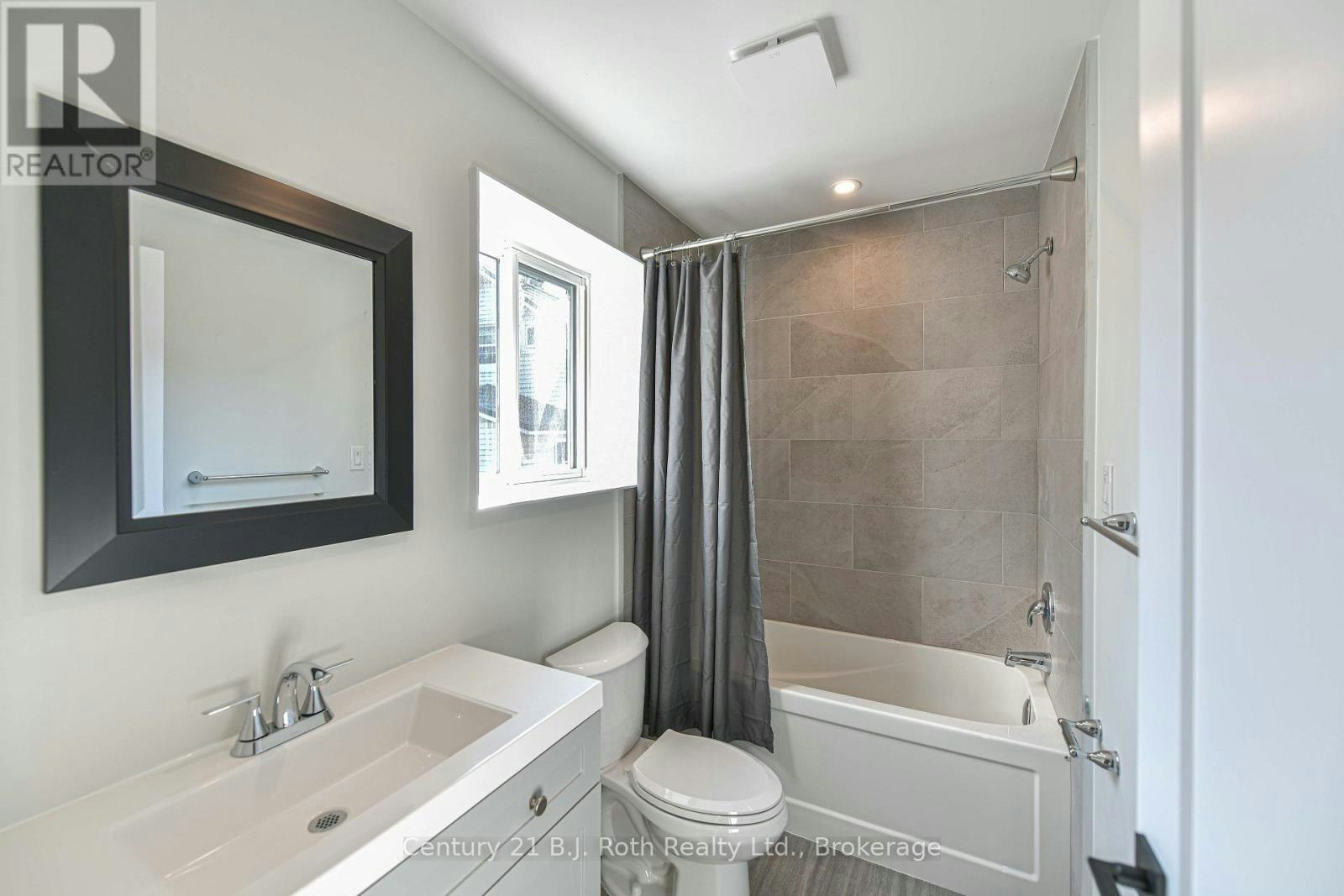 1 (MAIN-165 Barrie Road, Orillia, ON, L3V 2P6 - 22
