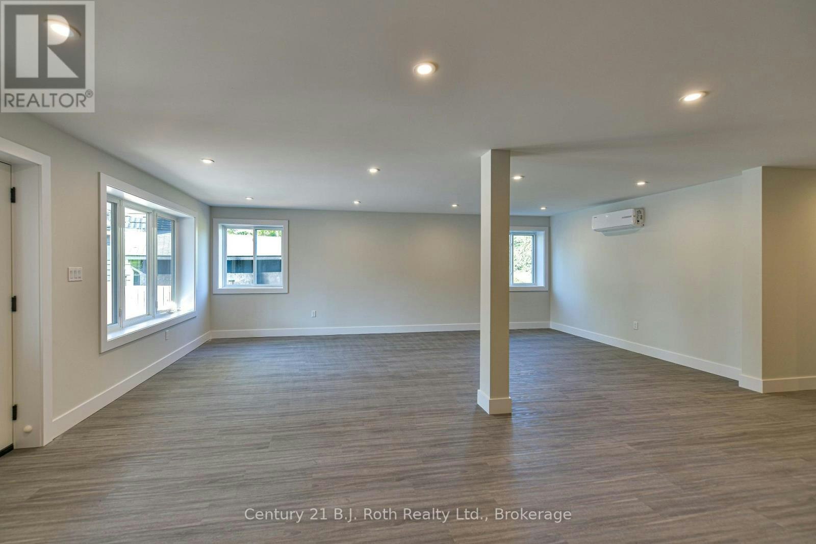 1 (MAIN-165 Barrie Road, Orillia, ON, L3V 2P6 - 10