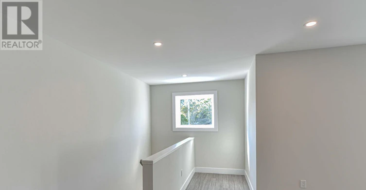 2 (UPPER-165 Barrie Road, Orillia, ON, L3V 2P6 - 9