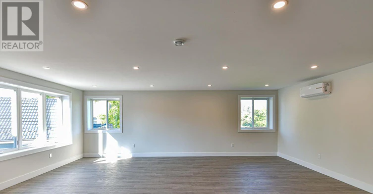 2 (UPPER-165 Barrie Road, Orillia, ON, L3V 2P6 - 15