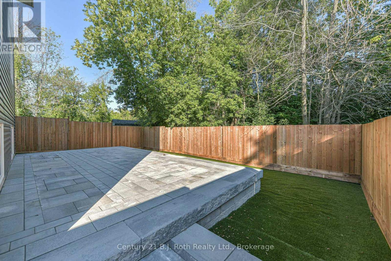 2 (UPPER-165 Barrie Road, Orillia, ON, L3V 2P6 - 29