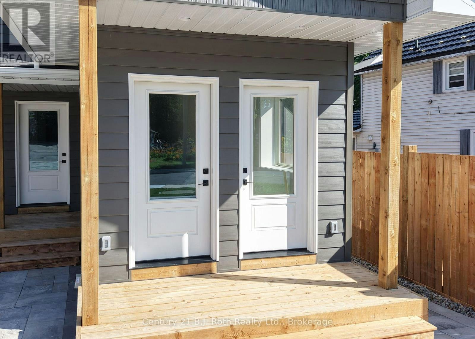 2 (UPPER-165 Barrie Road, Orillia, ON, L3V 2P6 - 8