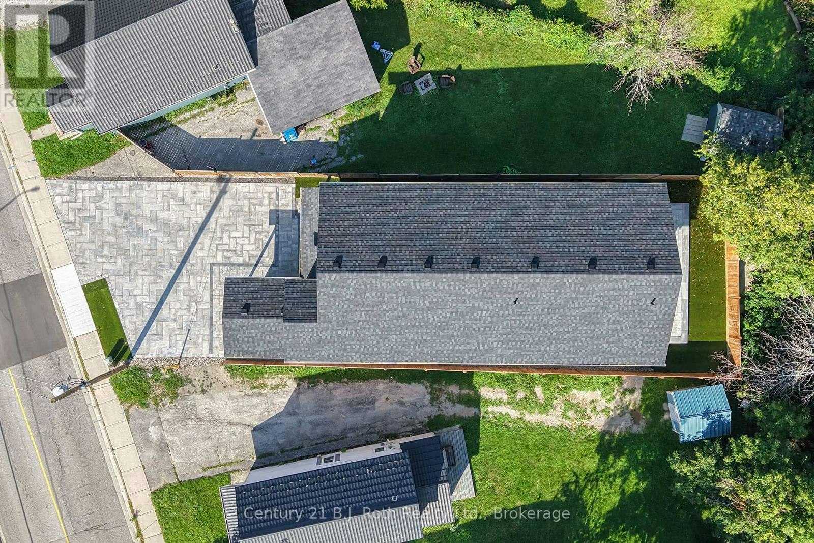 2 (UPPER-165 Barrie Road, Orillia, ON, L3V 2P6 - 3