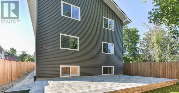 2 (UPPER-165 Barrie Road, Orillia, ON, L3V 2P6 - 31