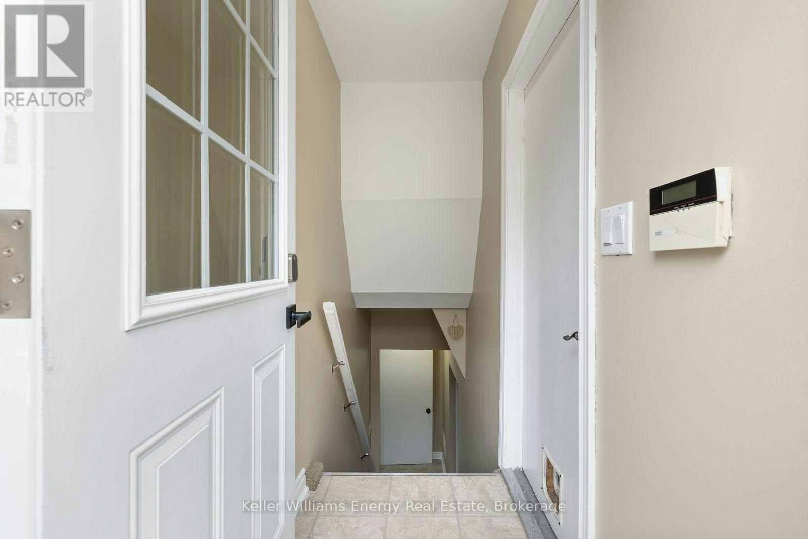 LOWER-566 Dean Avenue, Oshawa, ON, L1H 3J8 - 4