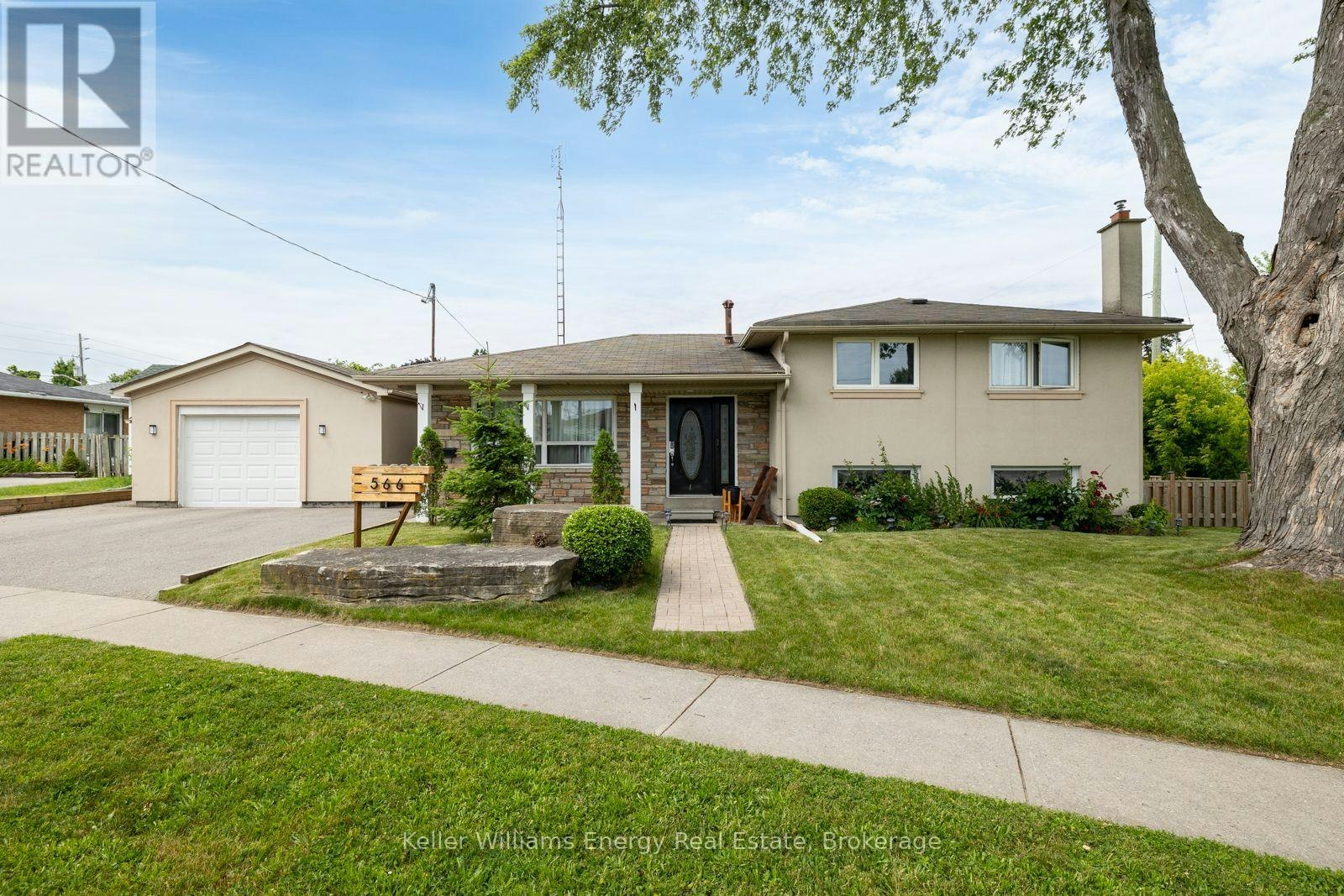 LOWER-566 Dean Avenue, Oshawa, ON, L1H 3J8
