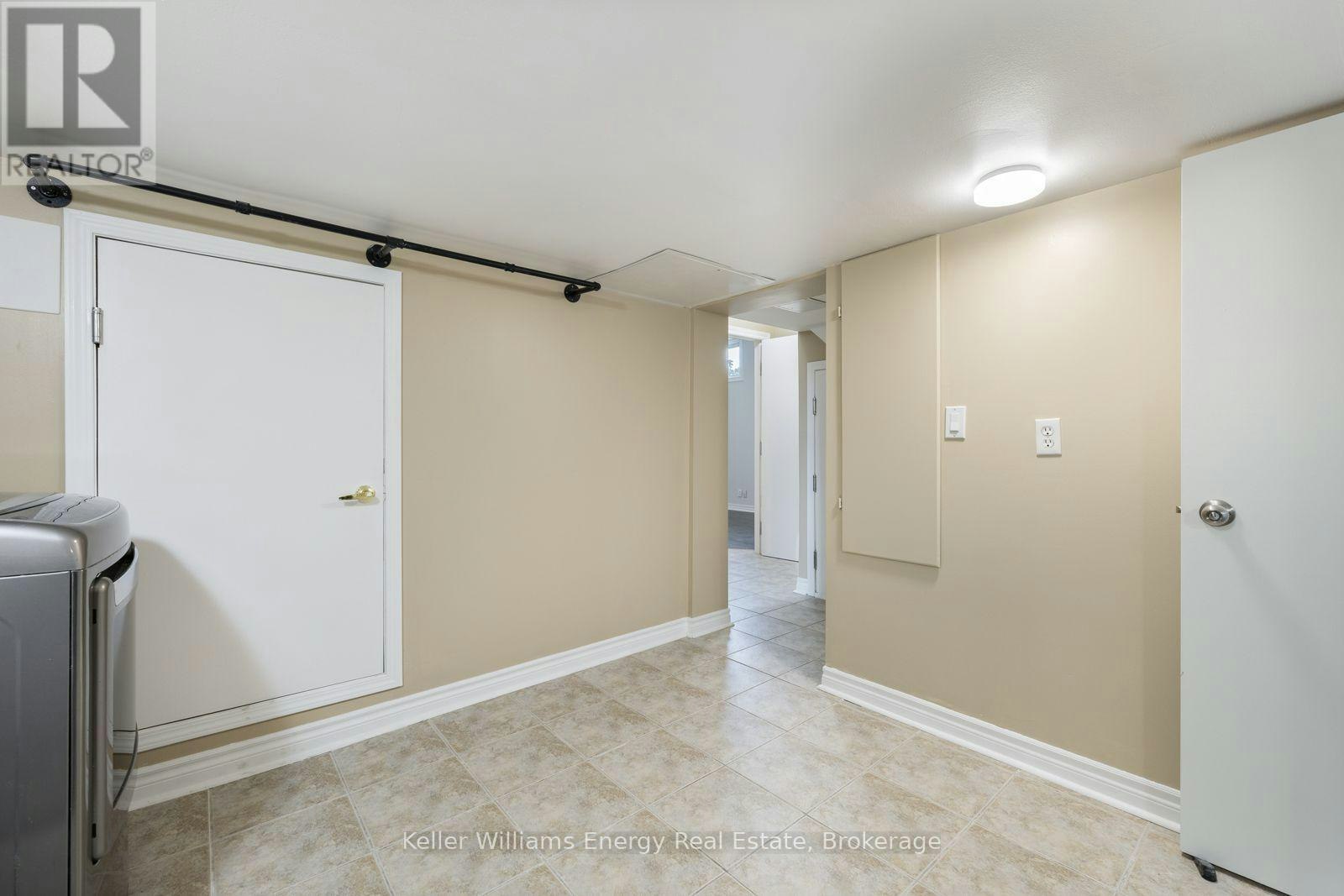 LOWER-566 Dean Avenue, Oshawa, ON, L1H 3J8 - 23