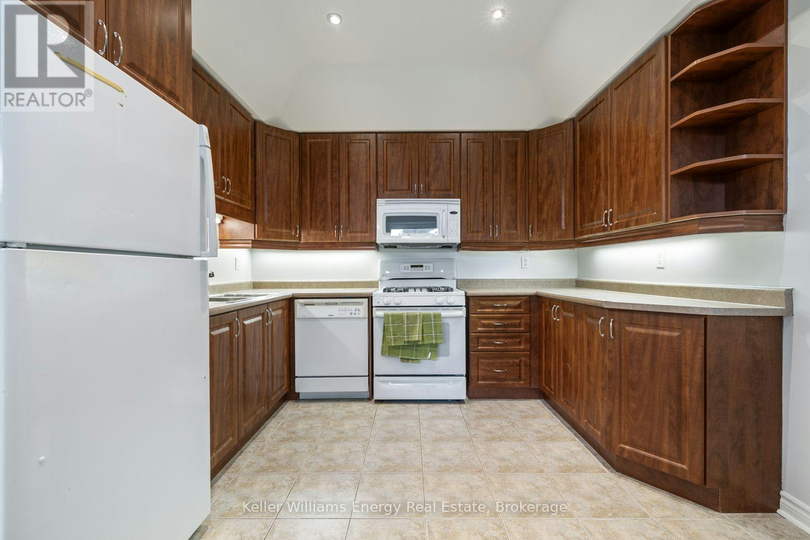 LOWER-566 Dean Avenue, Oshawa, ON, L1H 3J8 - 11