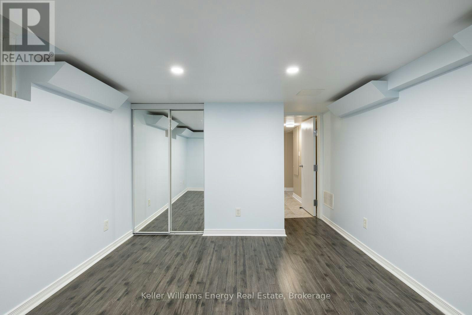 LOWER-566 Dean Avenue, Oshawa, ON, L1H 3J8 - 25