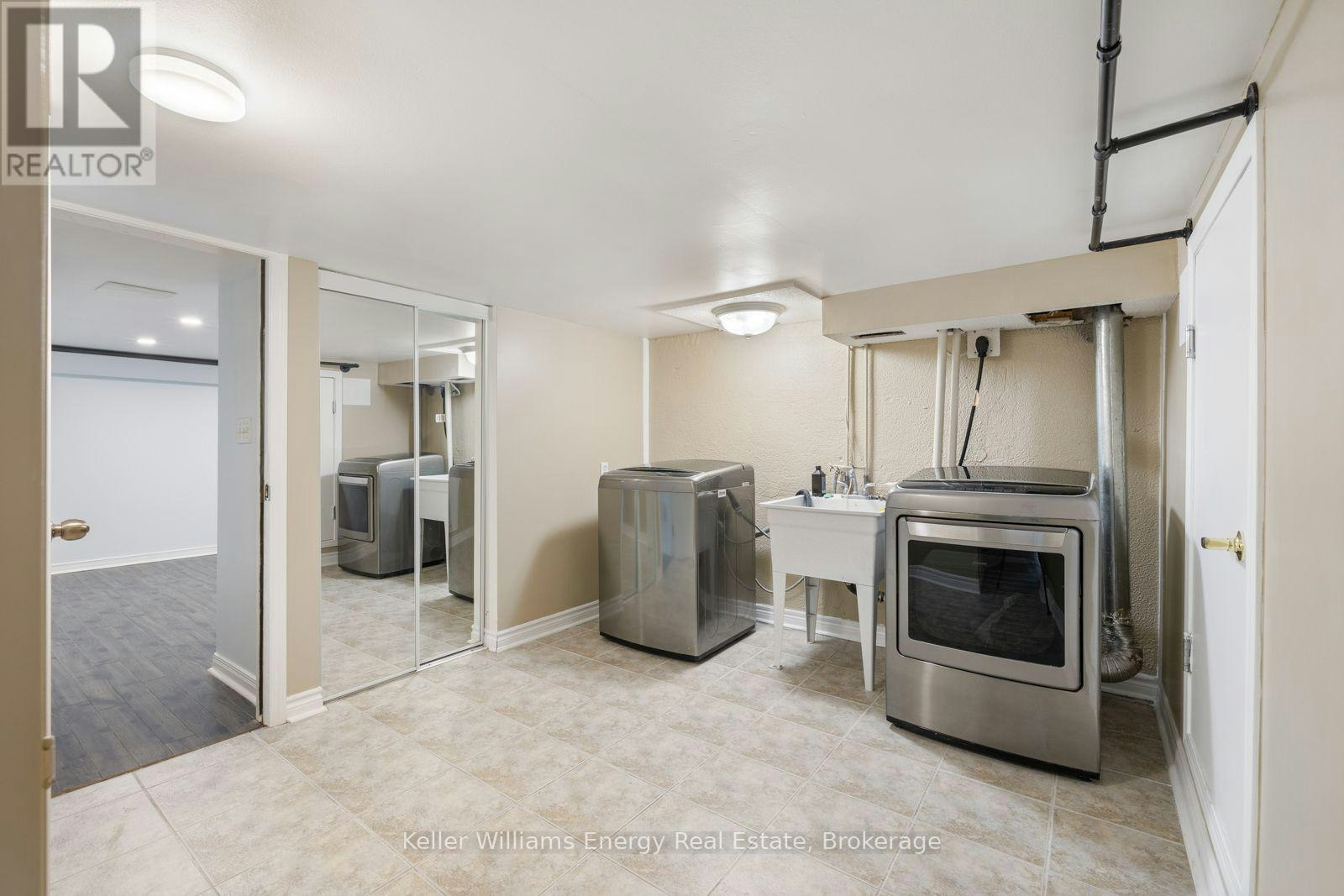 LOWER-566 Dean Avenue, Oshawa, ON, L1H 3J8 - 21