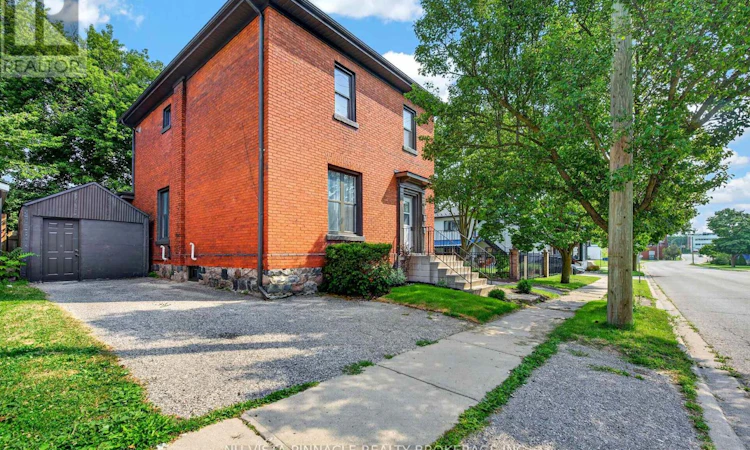631 Peel Street