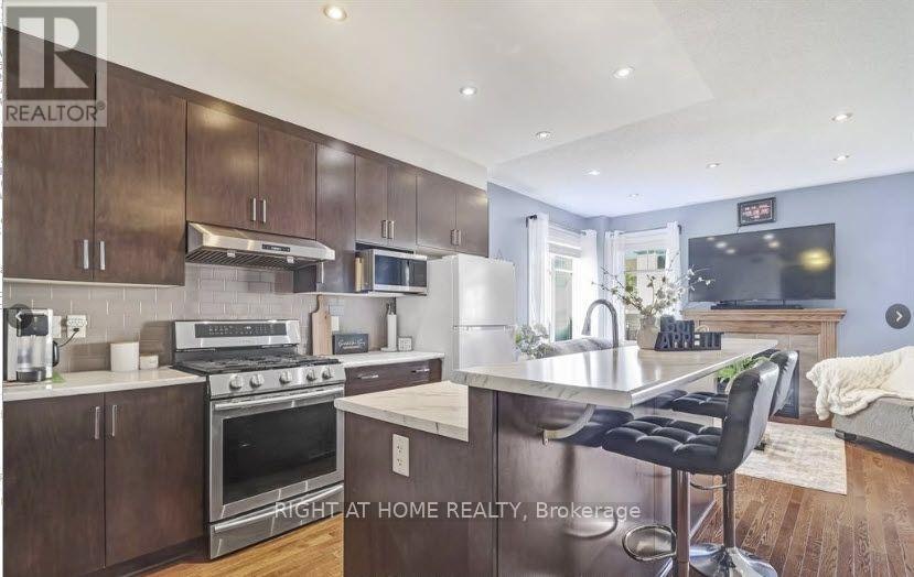 2477 Regatta Avenue, Ottawa, ON, K2J 5V6 - 4