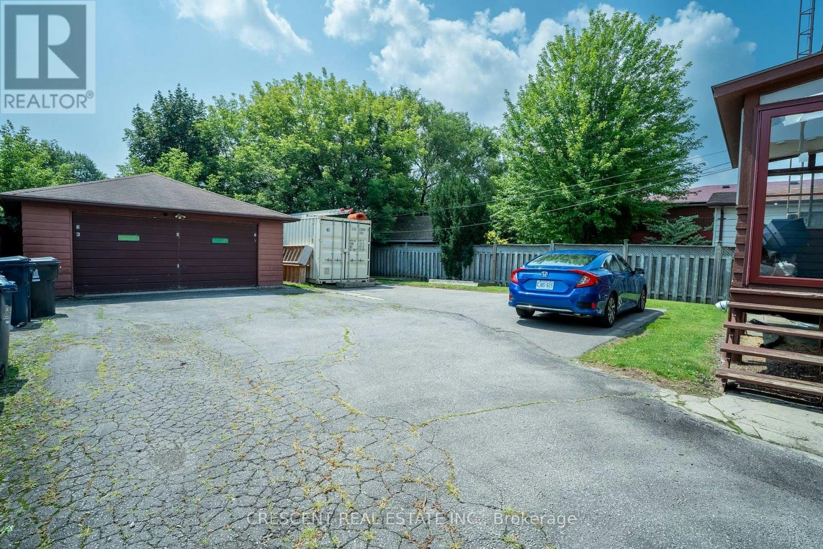 UPPER-35 Laburnham Avenue, Toronto, ON, M8W 1S6 - 10