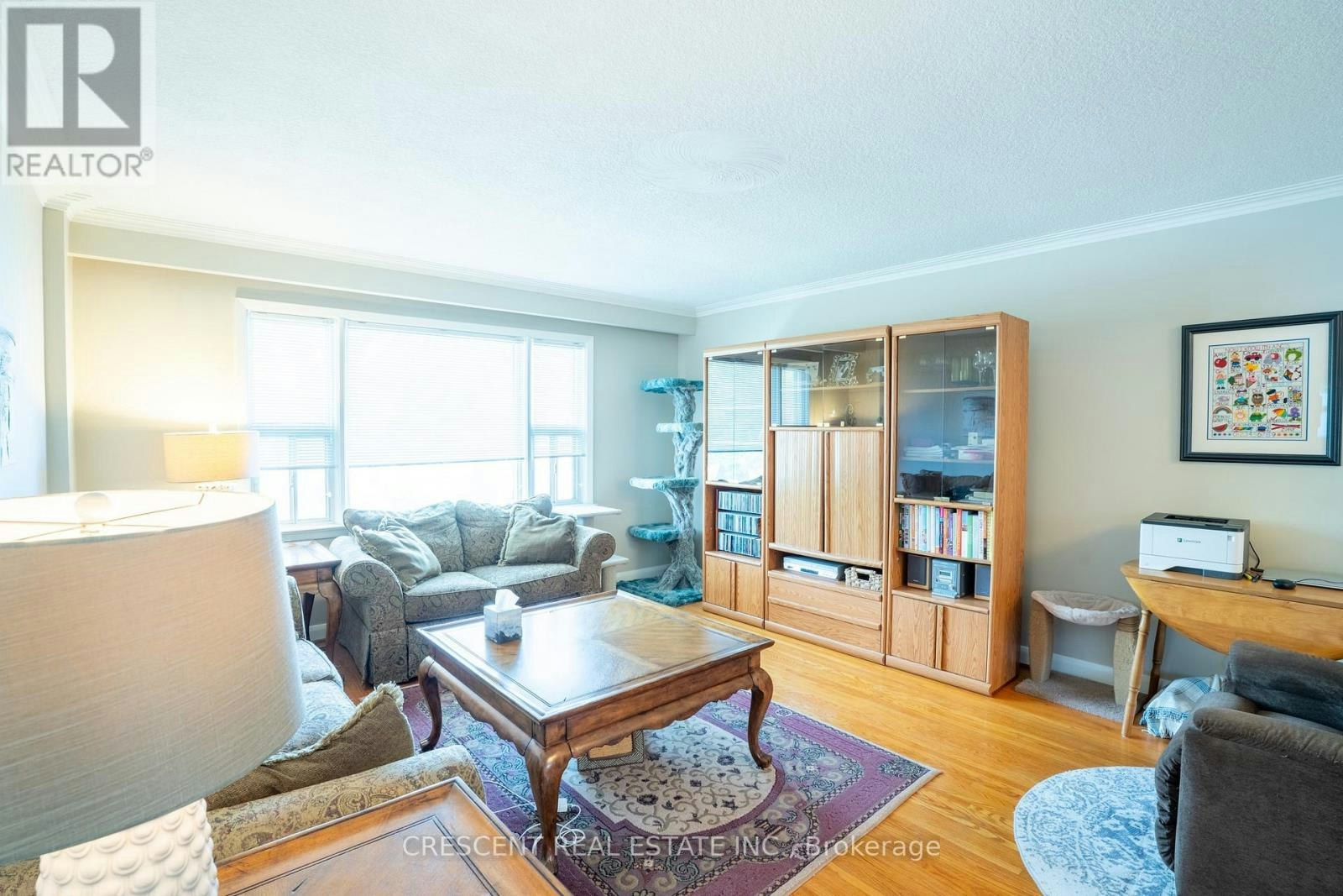 UPPER-35 Laburnham Avenue, Toronto, ON, M8W 1S6 - 2