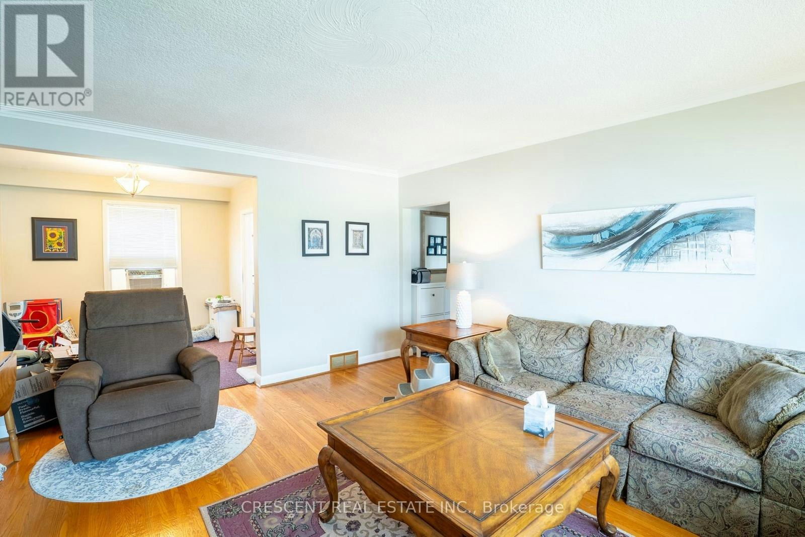 UPPER-35 Laburnham Avenue, Toronto, ON, M8W 1S6 - 3