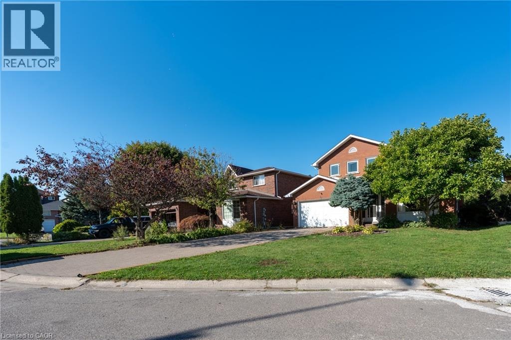 Lower-14 Windstar Place, Hamilton, ON, L9C 7H1 - 15