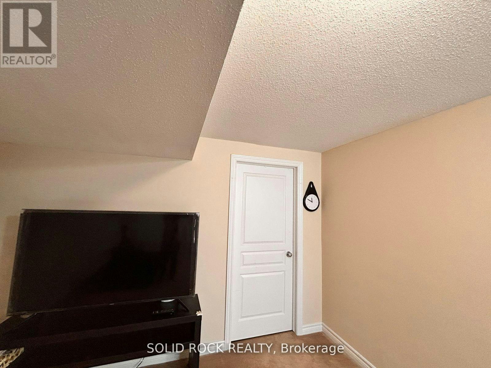 66 Madelon Drive, Ottawa, ON, K2J 5C5 - 36