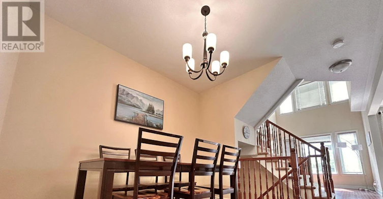 66 Madelon Drive, Ottawa, ON, K2J 5C5 - 5