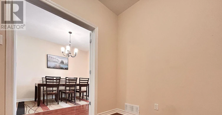 66 Madelon Drive, Ottawa, ON, K2J 5C5 - 4