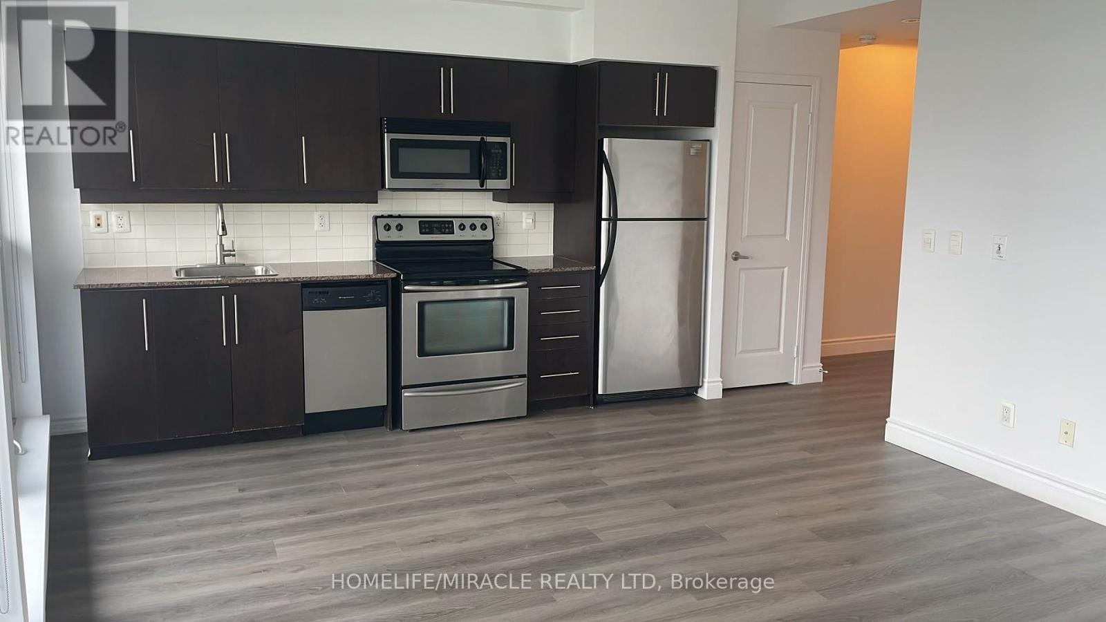 232-2885 Bayview Avenue, Toronto, ON, M2K 0A3 - 24