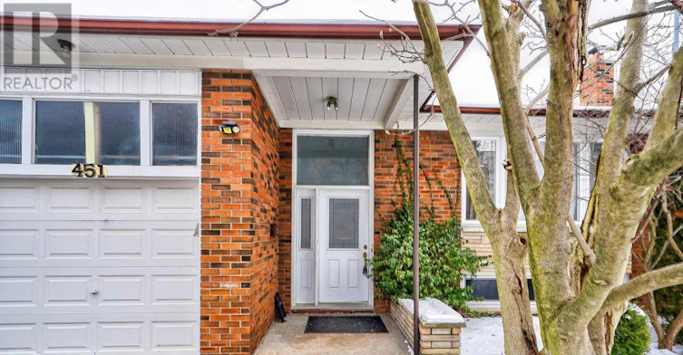 MAIN-451 Kenneth Avenue, Toronto, ON, M2N 4W4 - 2