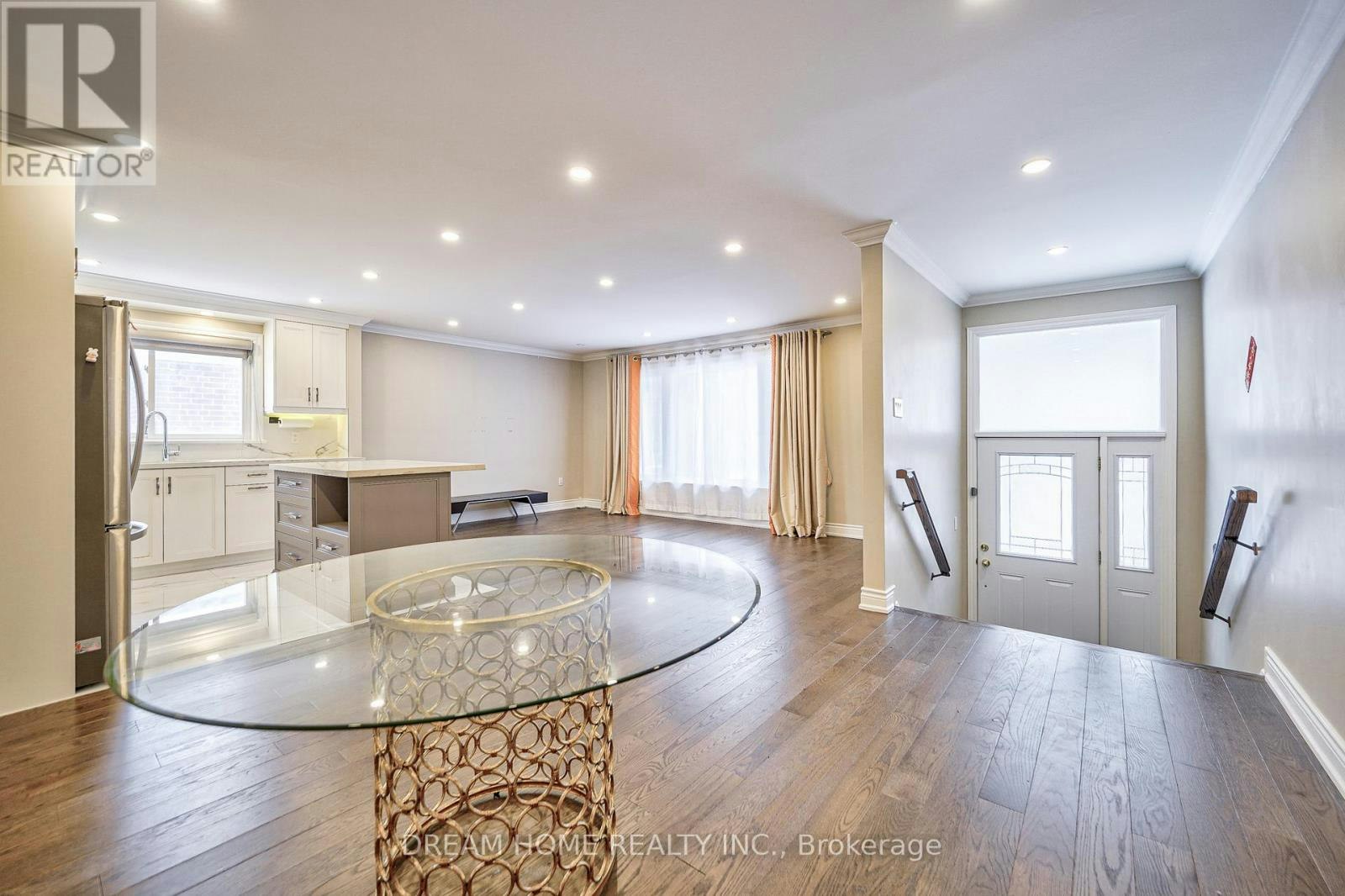 MAIN-451 Kenneth Avenue, Toronto, ON, M2N 4W4 - 6