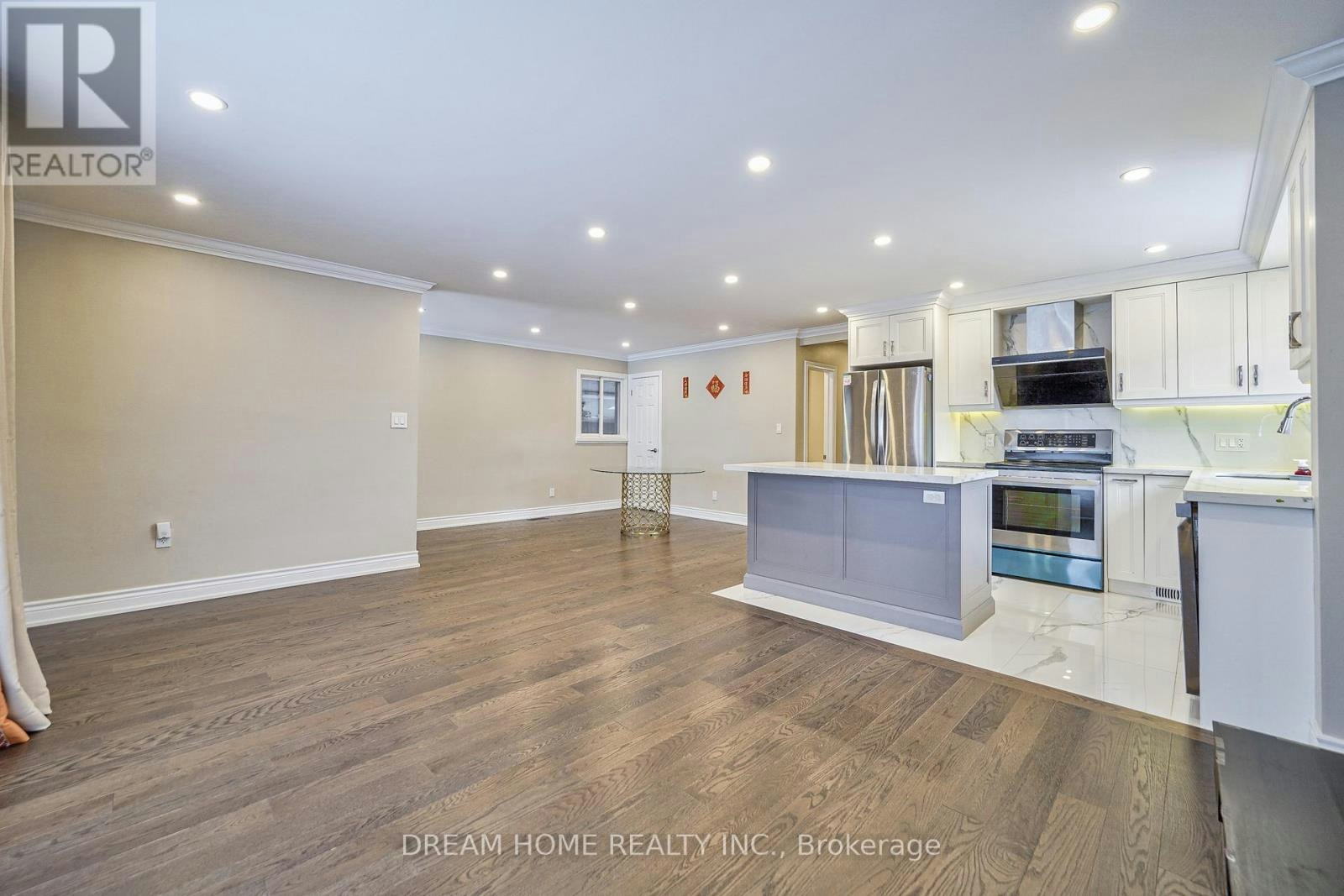 MAIN-451 Kenneth Avenue, Toronto, ON, M2N 4W4 - 9