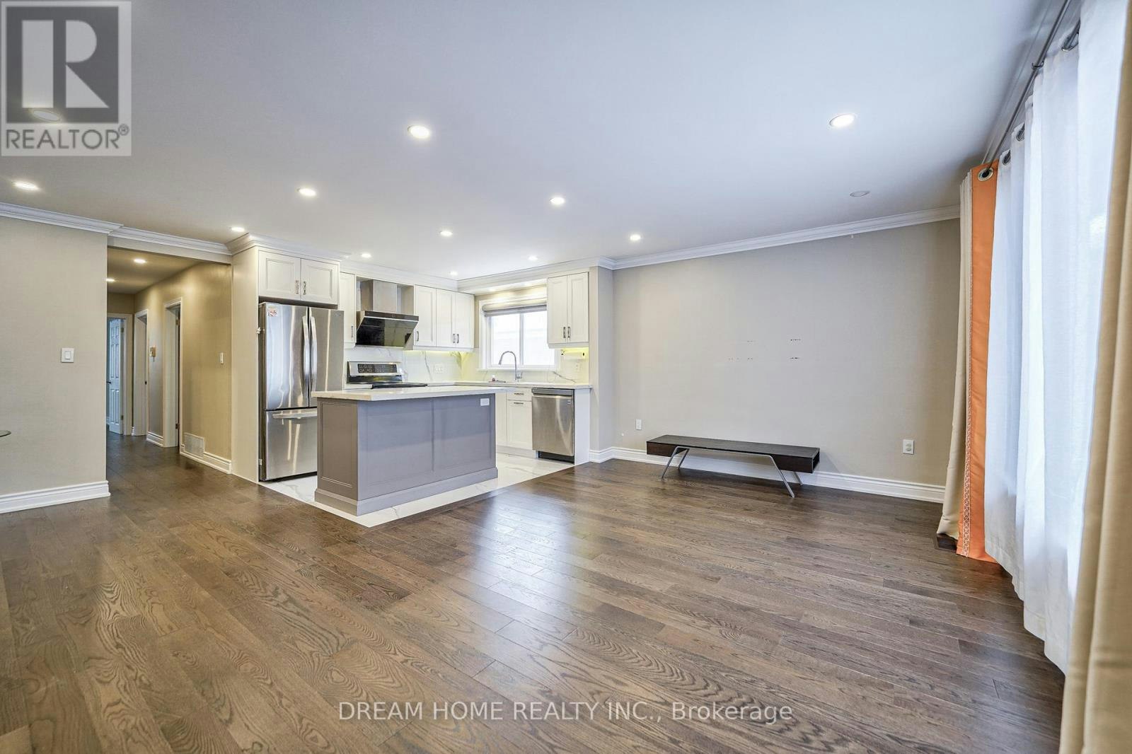 MAIN-451 Kenneth Avenue, Toronto, ON, M2N 4W4 - 8