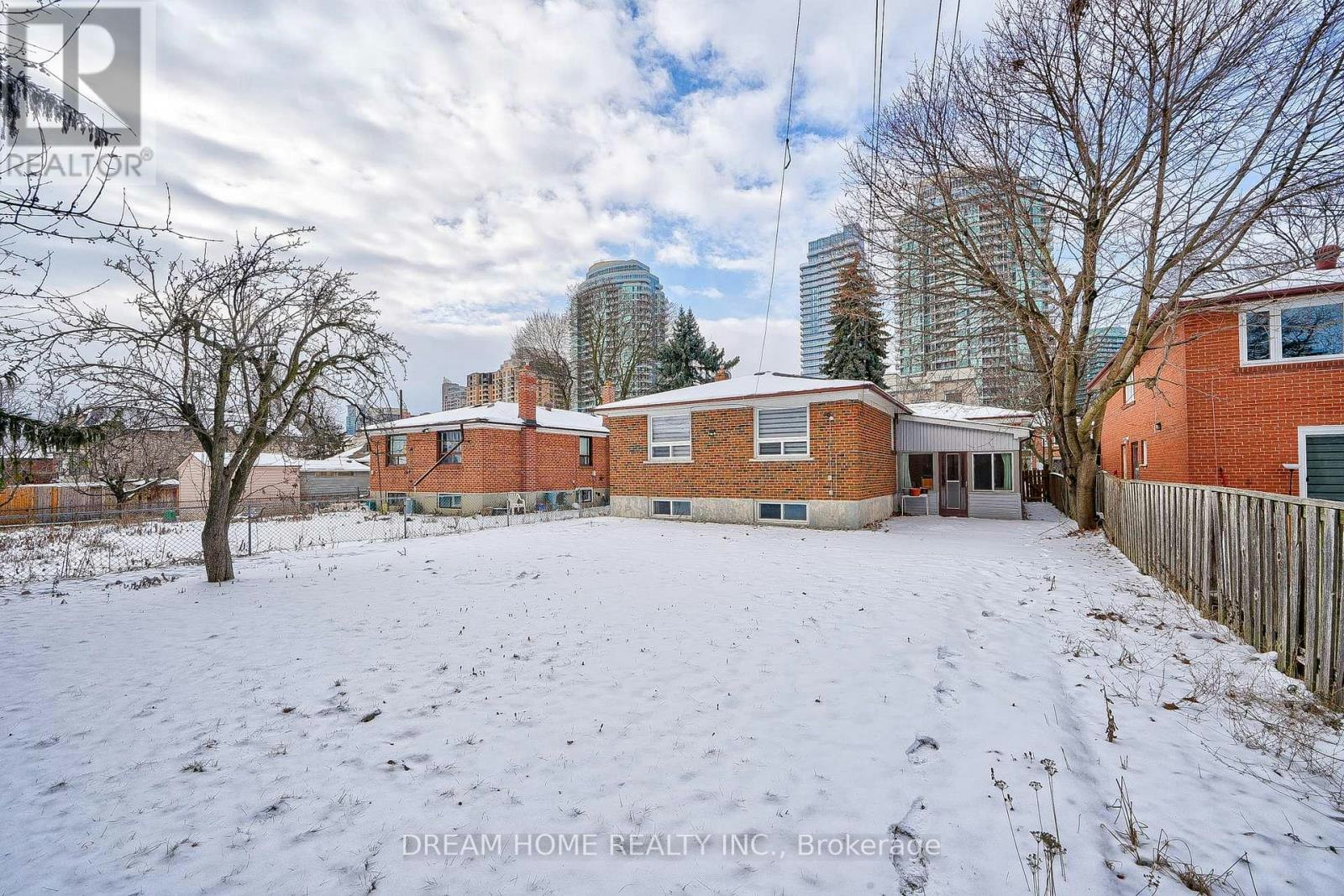 MAIN-451 Kenneth Avenue, Toronto, ON, M2N 4W4 - 24