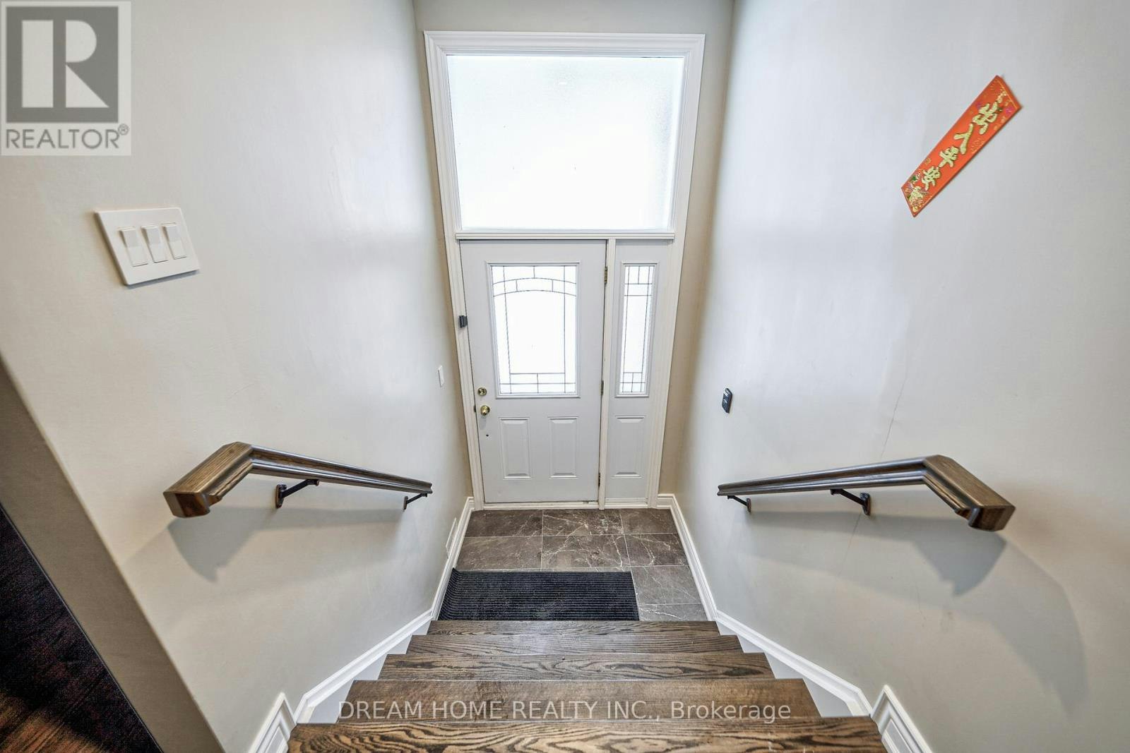 MAIN-451 Kenneth Avenue, Toronto, ON, M2N 4W4 - 3