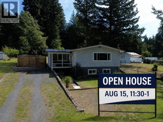 5720 Allen Avenue, Powell River, BC, V8A 4J3