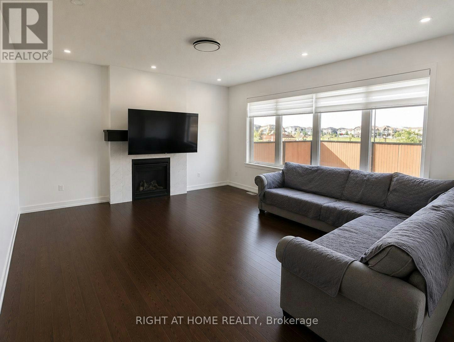 800 Paseana Place, Ottawa, ON, K2V 0P7 - 3