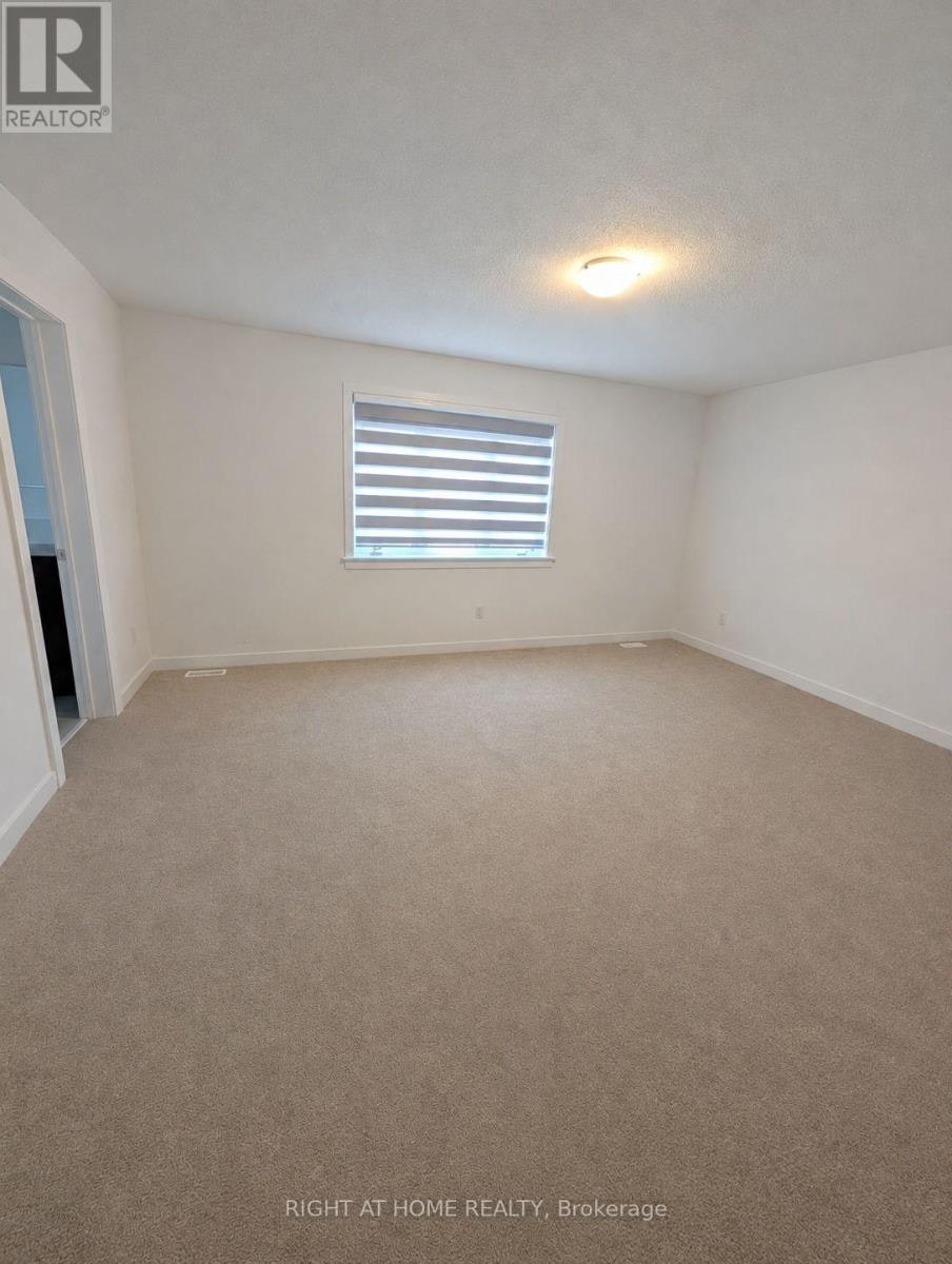800 Paseana Place, Ottawa, ON, K2V 0P7 - 17