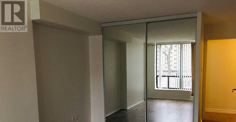 101-250 Jarvis Street, Toronto, ON, M5B 2L2 - 2