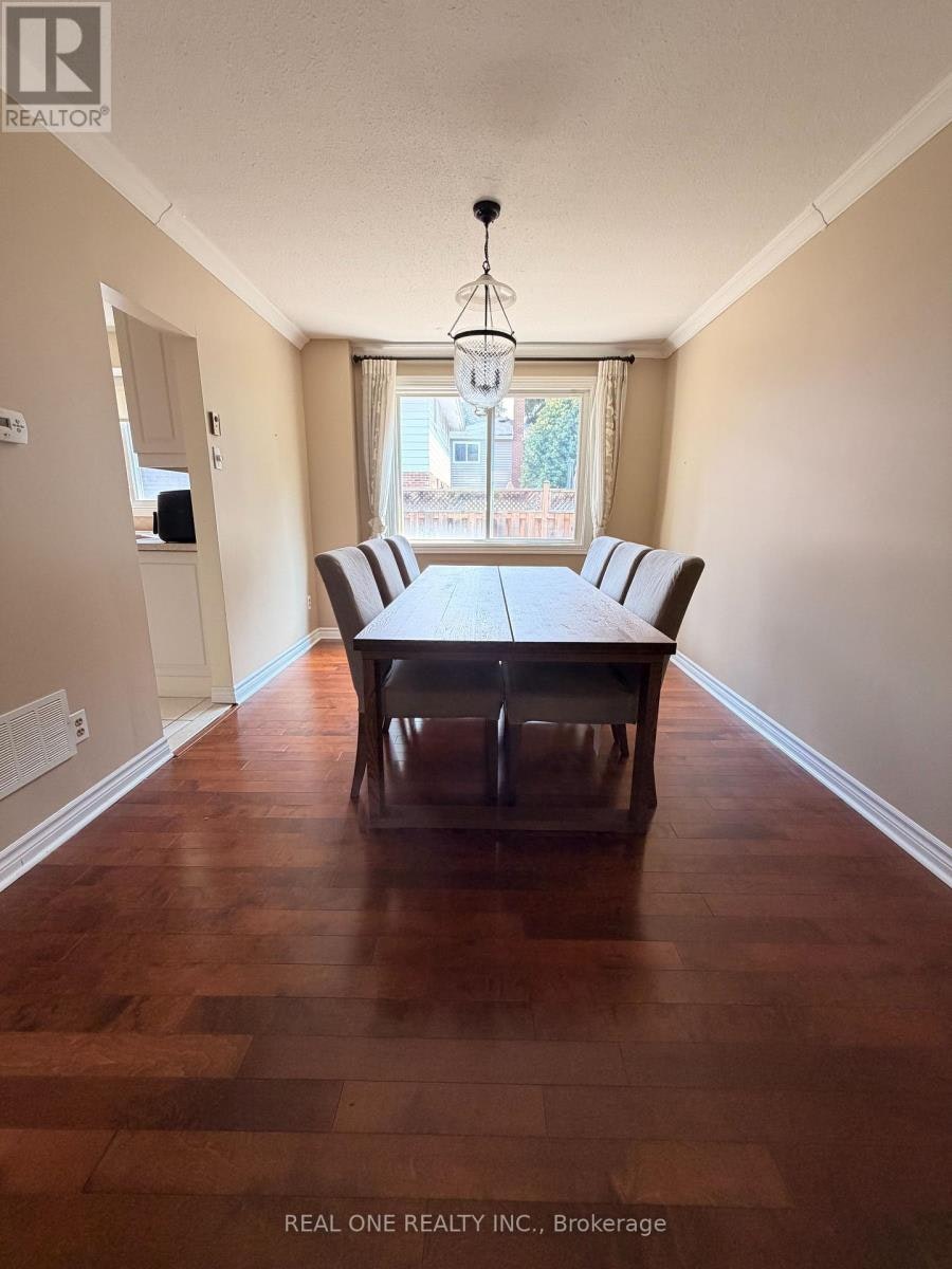2150 Herridge Drive, Mississauga, ON, L5K 1N6 - 7