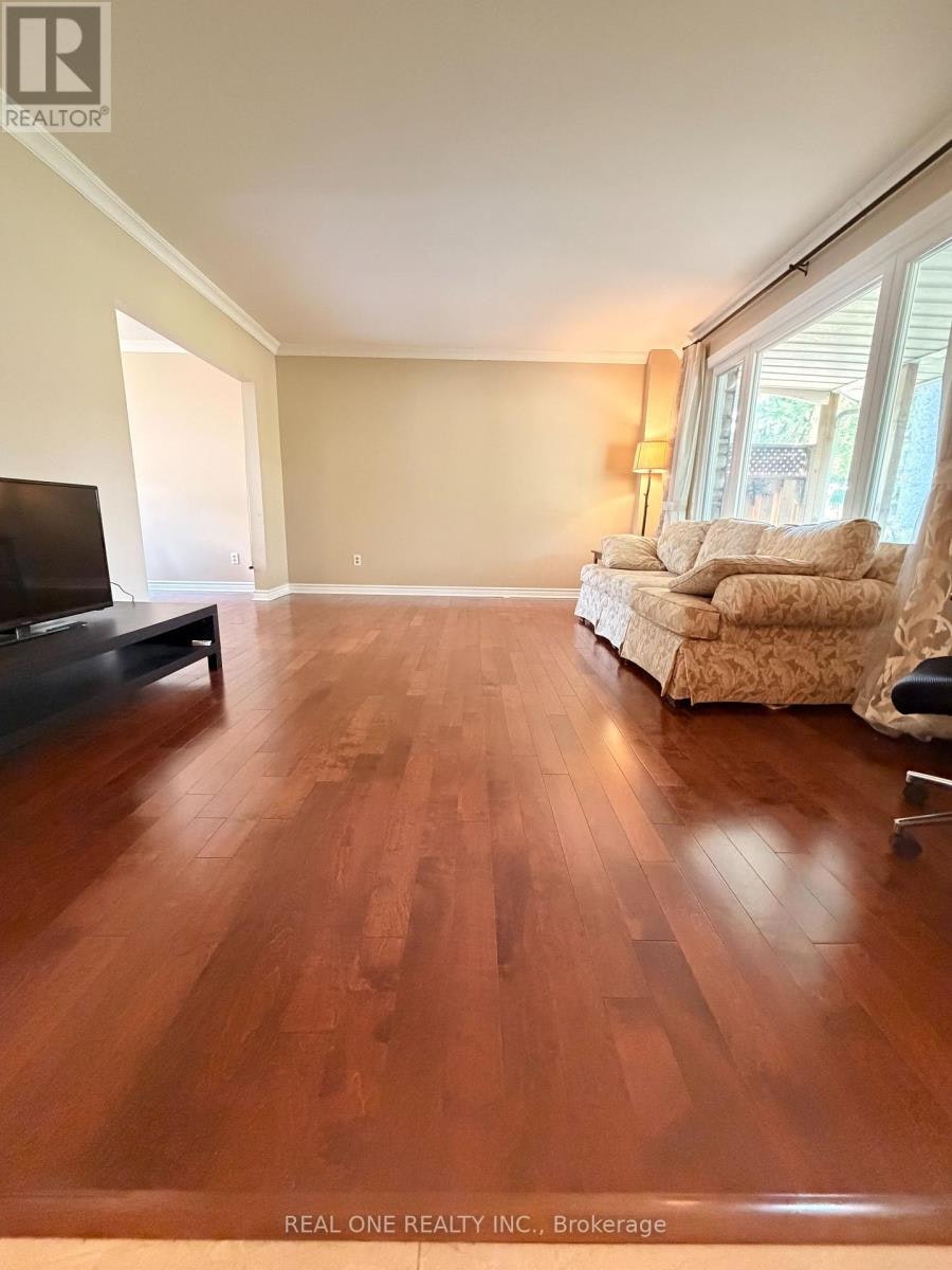 2150 Herridge Drive, Mississauga, ON, L5K 1N6 - 8