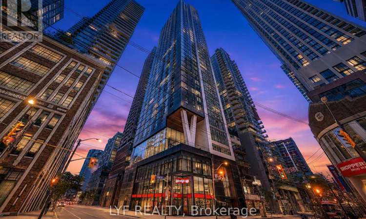 2403-357 King Street W