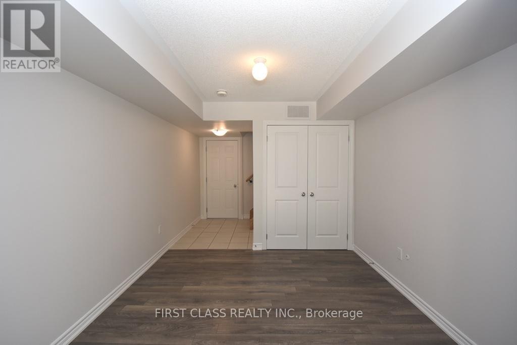 2530 Boston Glen, Pickering, ON, L1V 2P8 - 3
