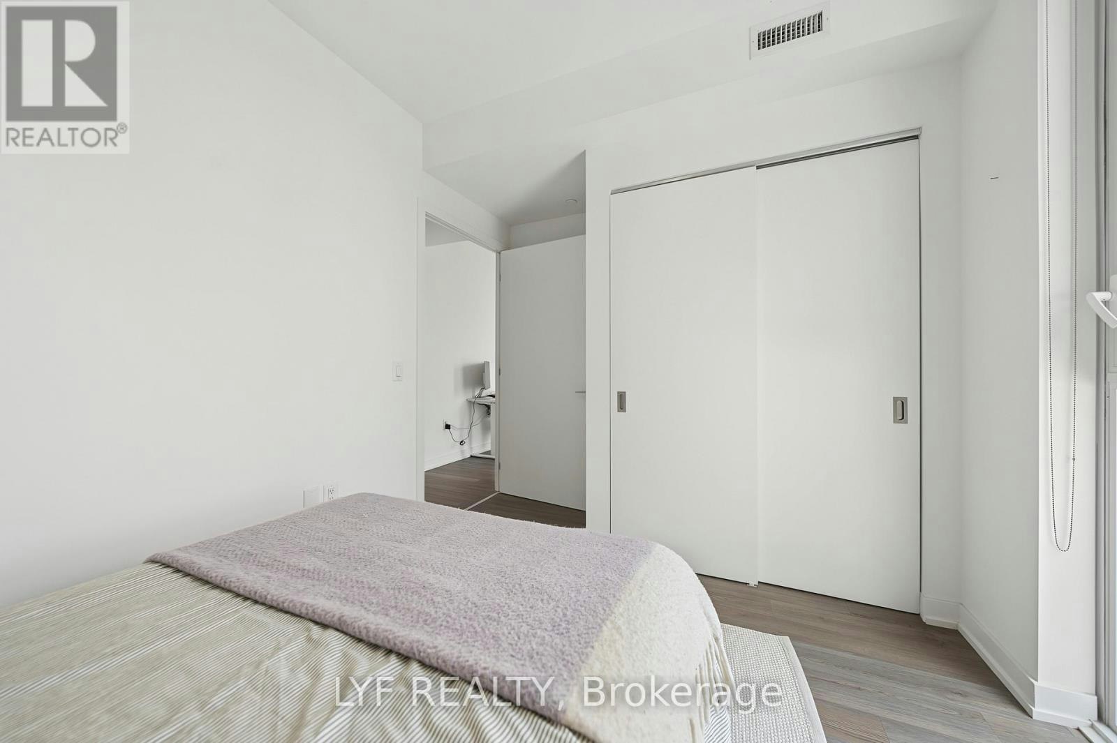 2403-357 King Street W, Toronto, ON, M5V 0S7 - 24