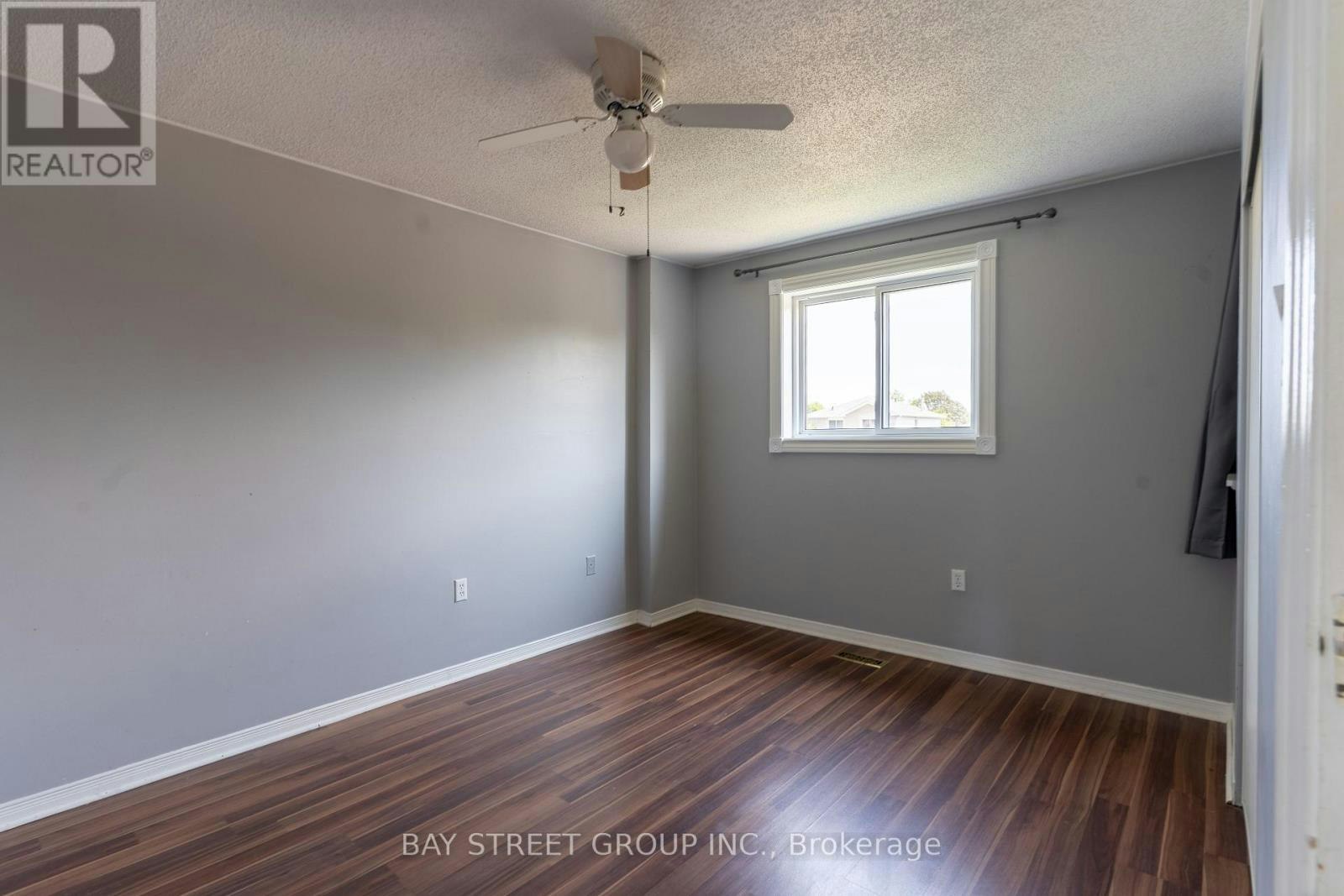14 Orok Lane, Barrie, ON, L4M 6H4 - 12