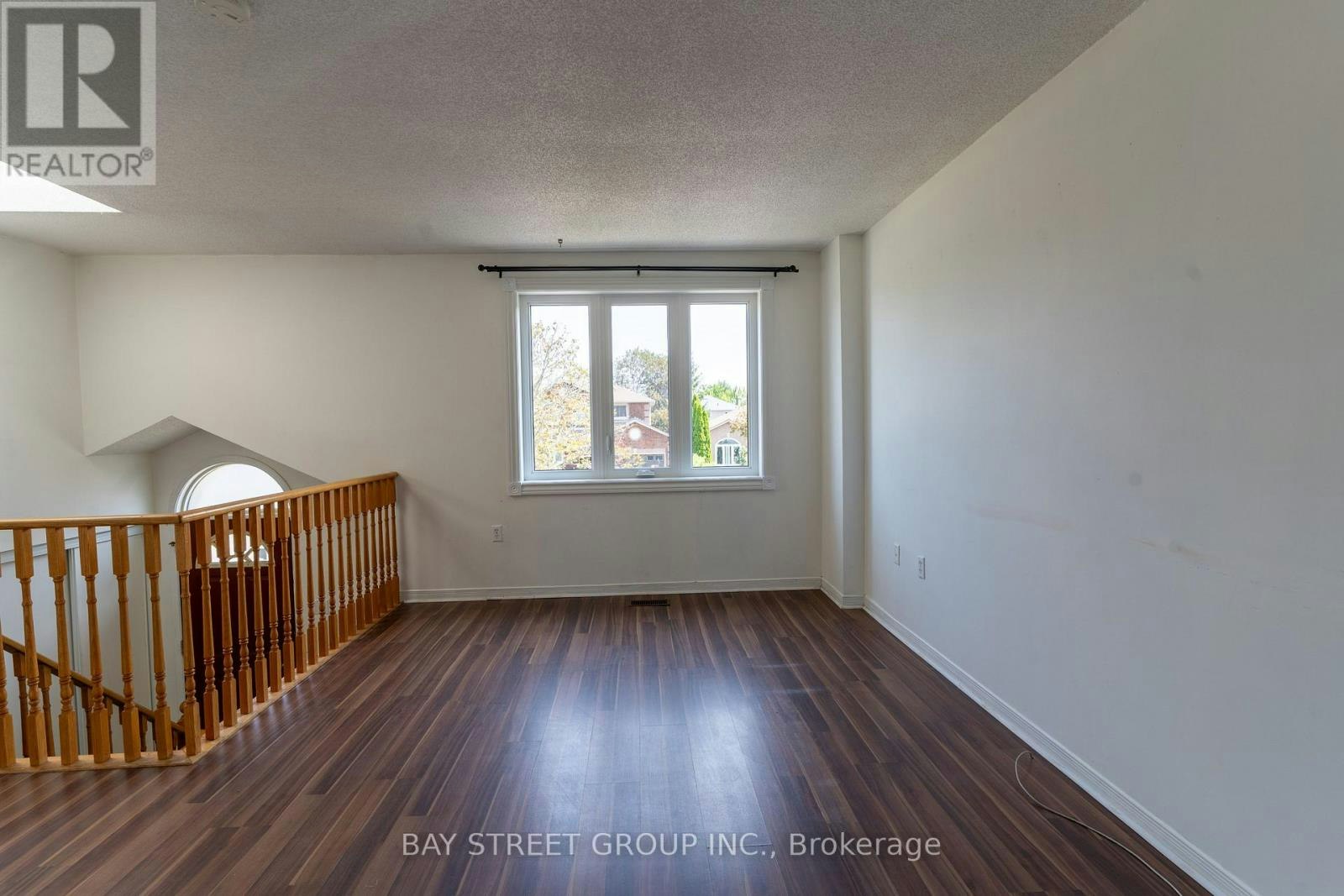 14 Orok Lane, Barrie, ON, L4M 6H4 - 6