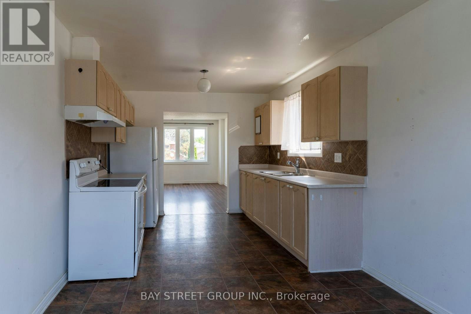 14 Orok Lane, Barrie, ON, L4M 6H4 - 9